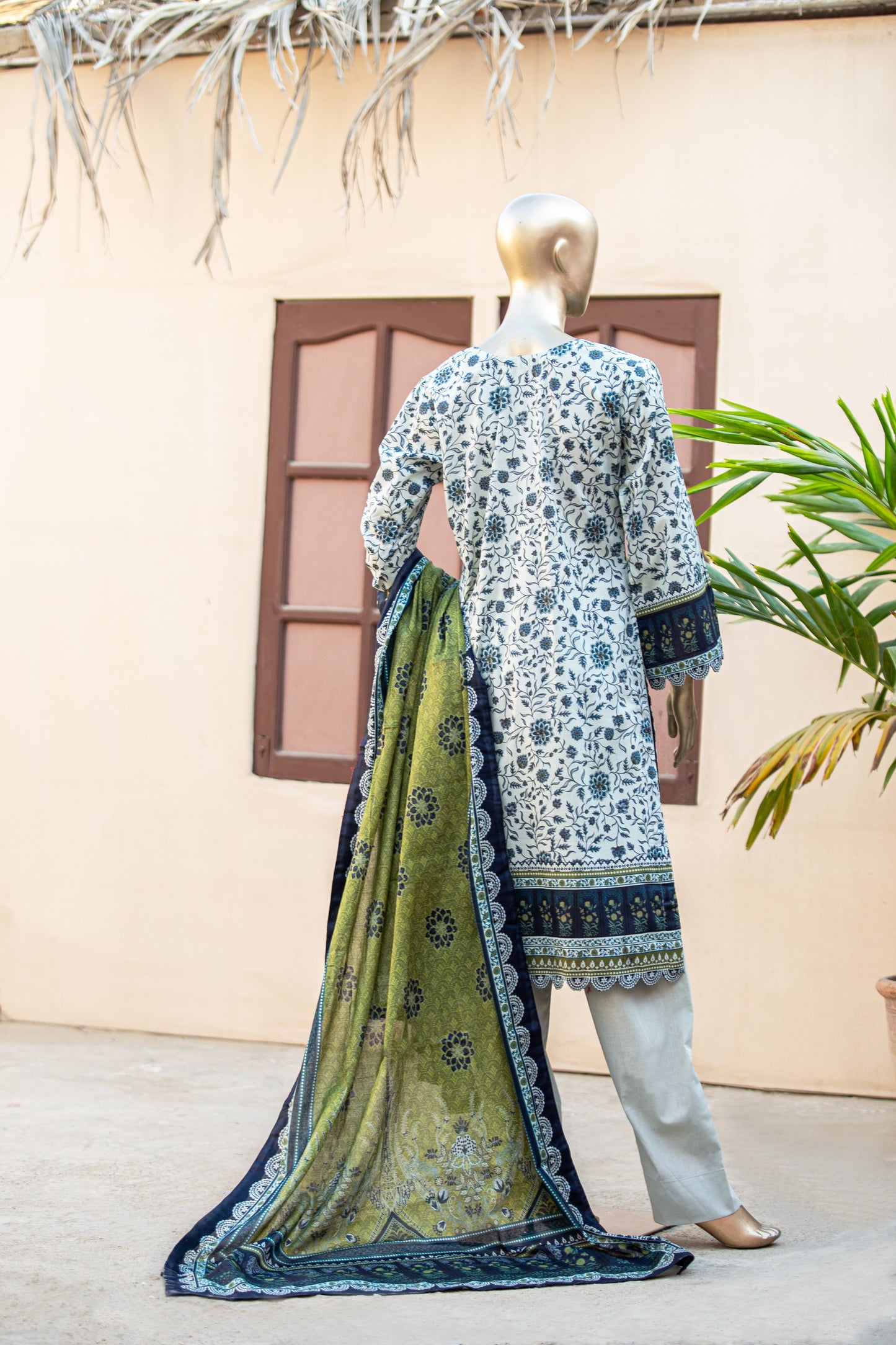 Lawn Dupatta Suits | 3 Piece Unstitched Printed Cotton Premier Lawn Suit With Printed Dupatta