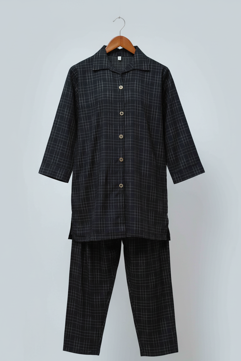 2_piece_stictched_lawn_suit 3