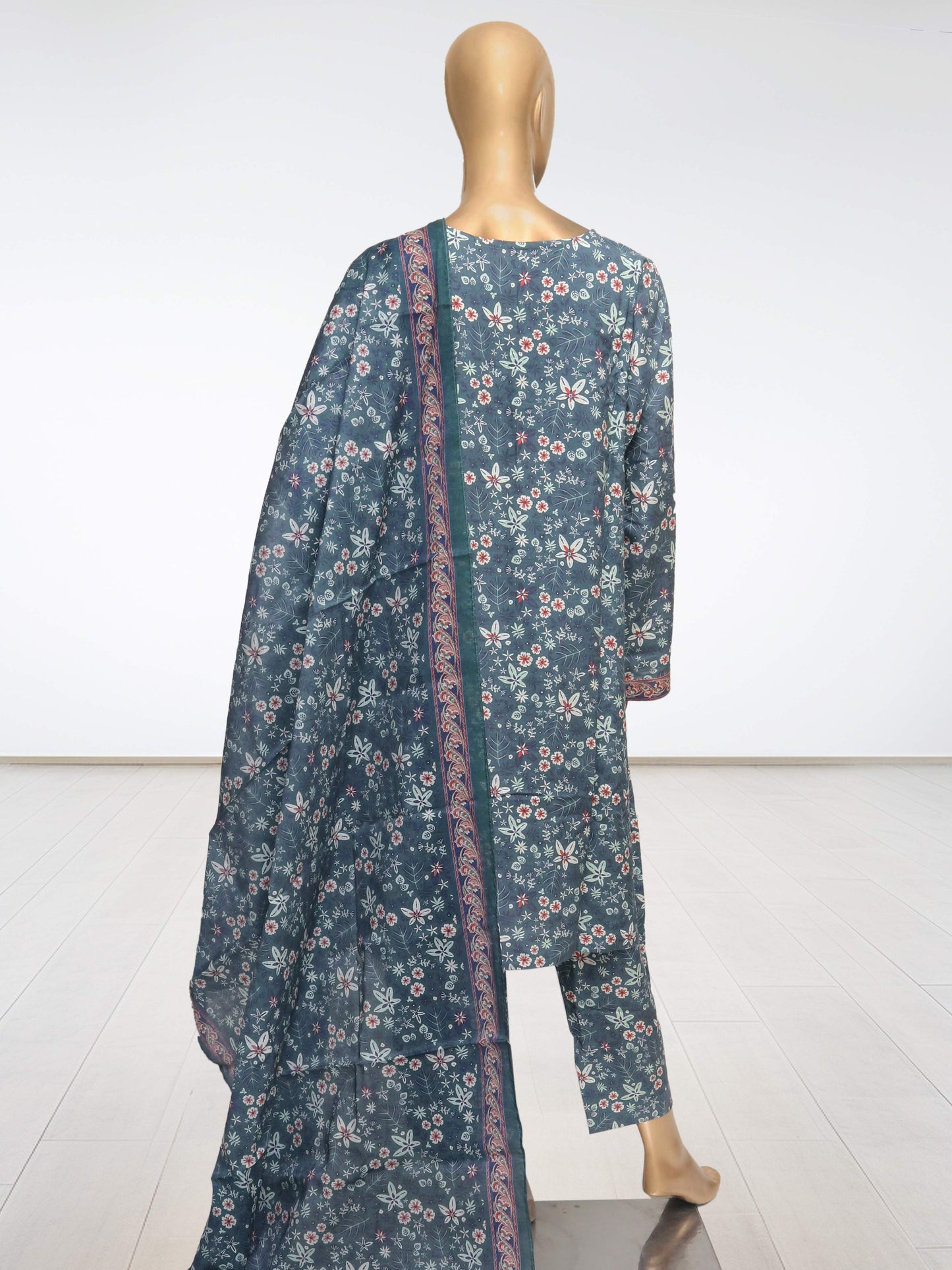 D10 - Raw Silk Viscose – 3 Piece Printed Suit