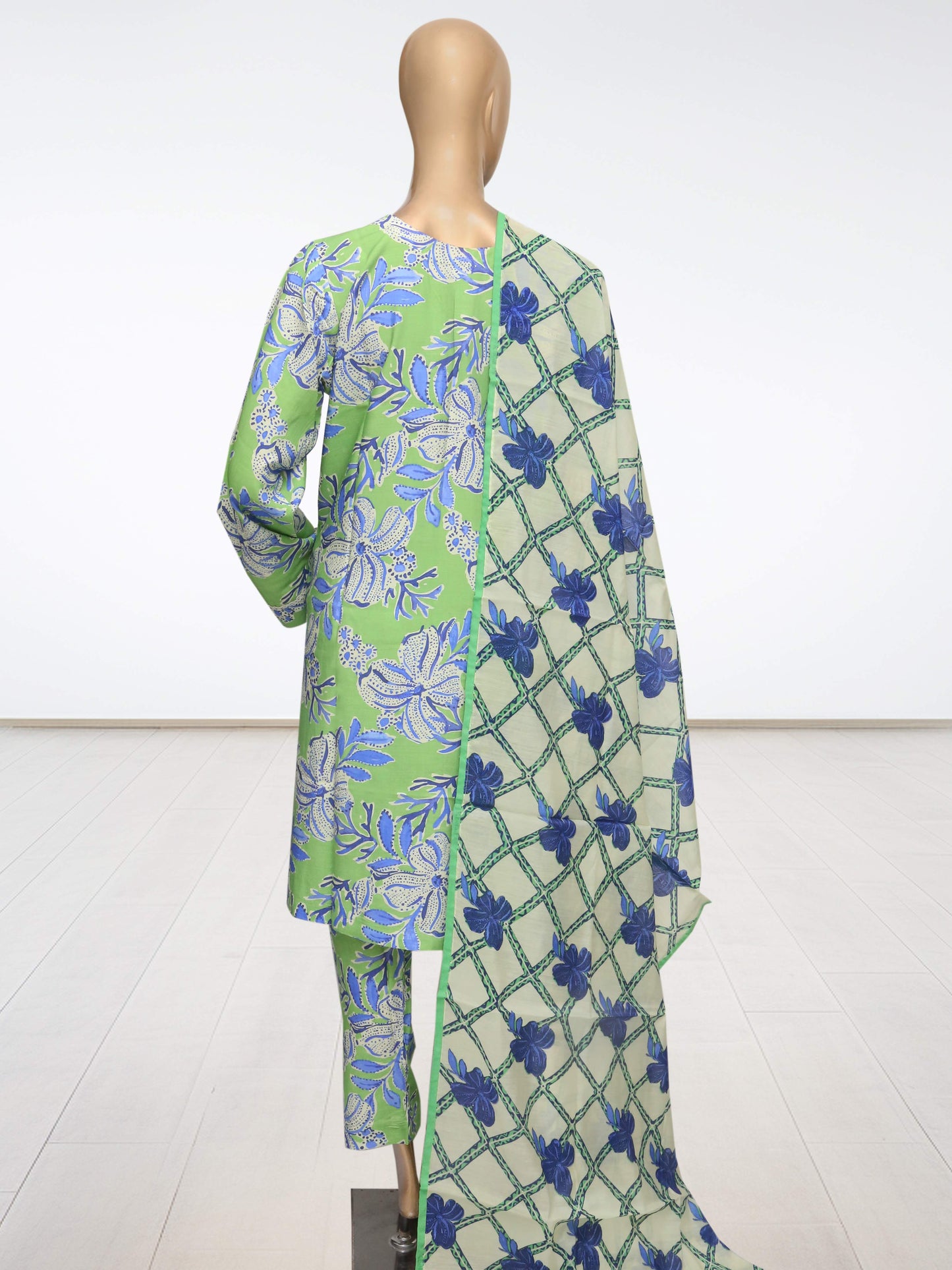 D7 - Raw Silk Viscose – 3 Piece Printed Suit