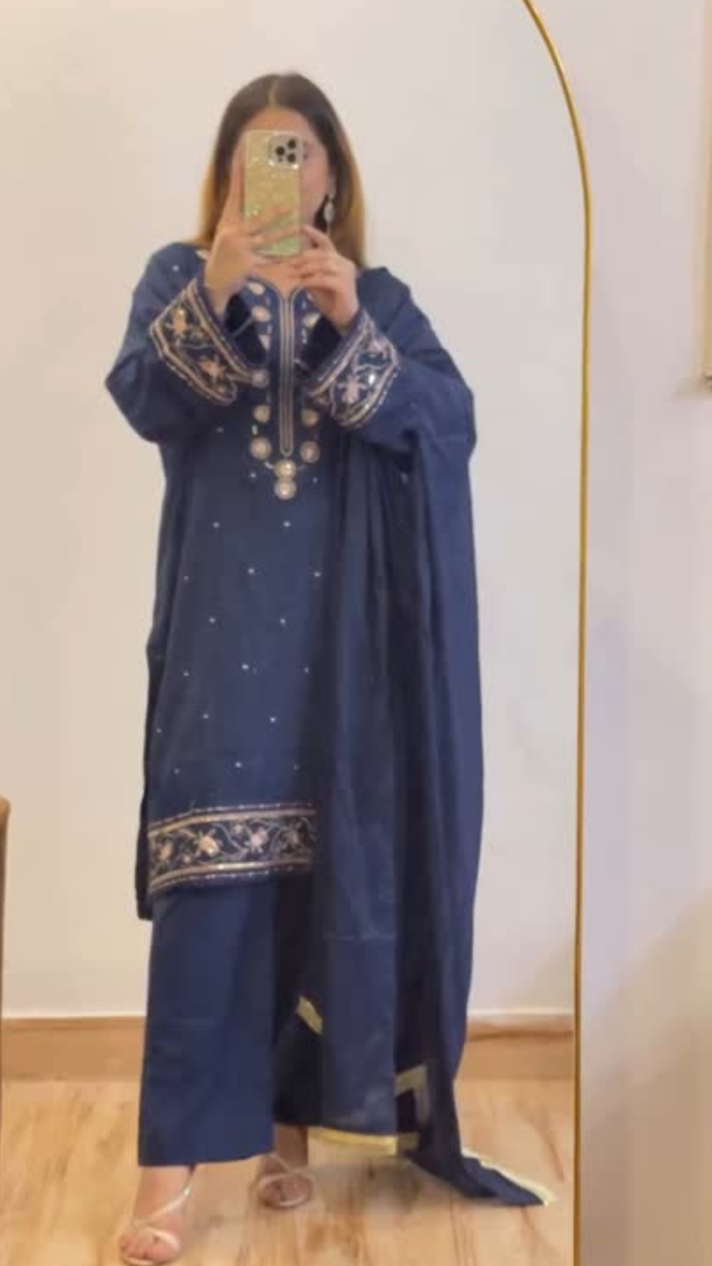 Soot-o-Saaz – Kashish| Ready to Wear 3 Piece Cotton Embroidered Suit